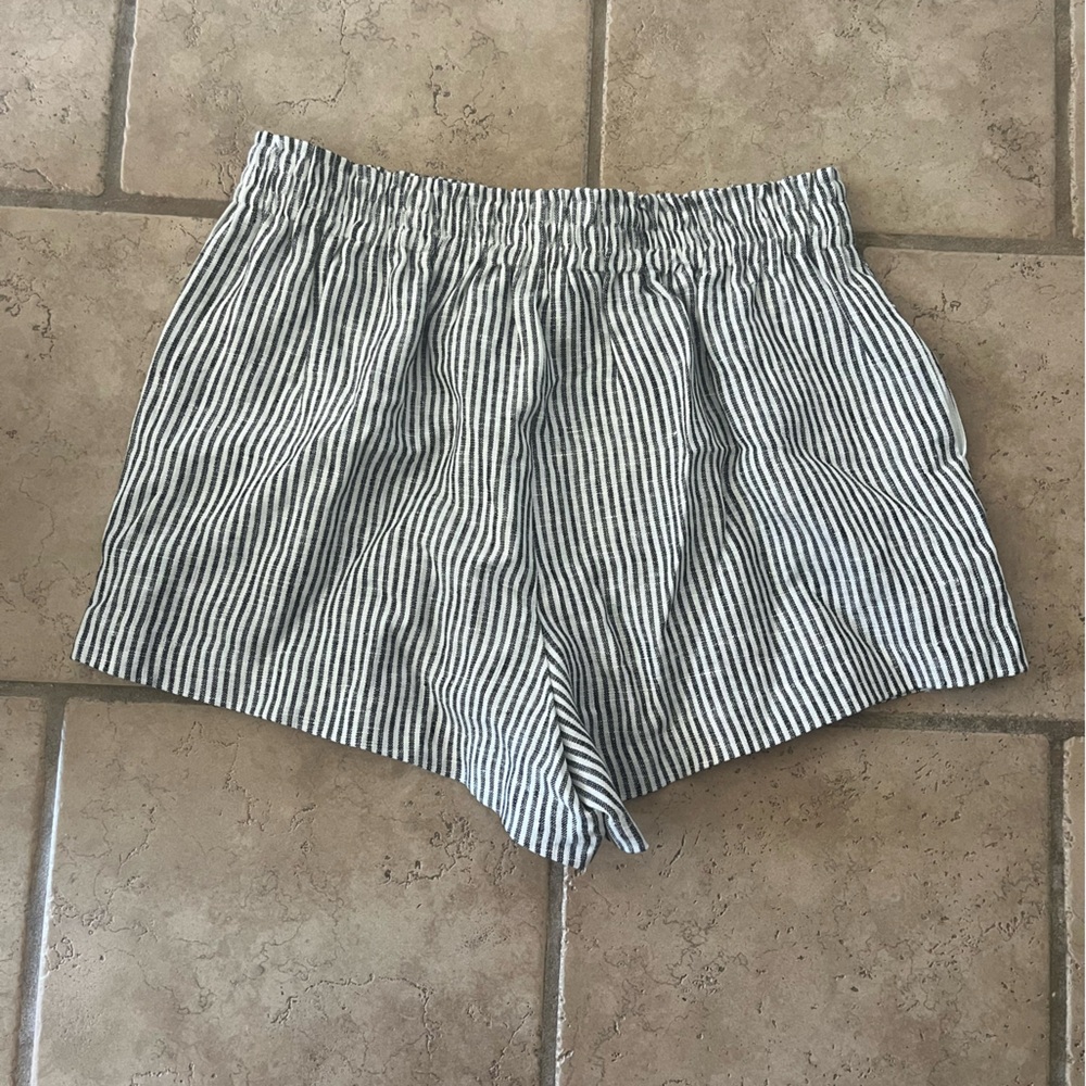NWT Reformation Mila Linen Short Vineyard Large